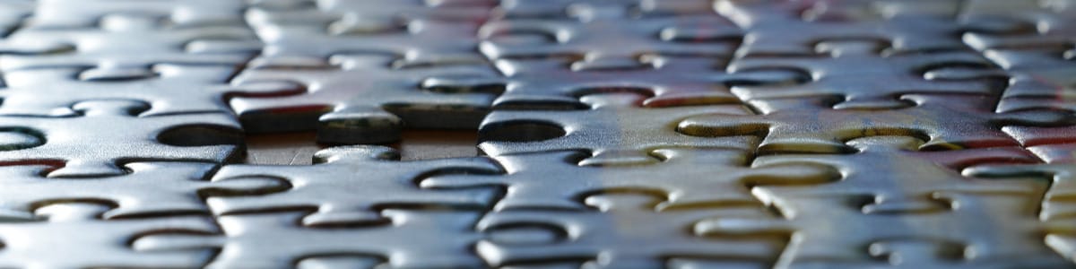 Support PHP 8.2 illustrated by a missing puzzle